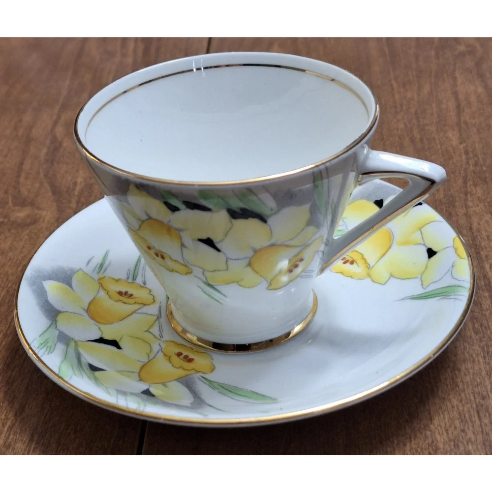 Vintage TF&S Ltd. Phoenix Bone China Tea Cup & Saucer Floral Yellow Daffodil